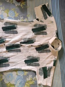 Abstract Print Pleated Shirt