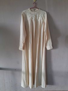 Elegant Cream Dress(bust 40-42)