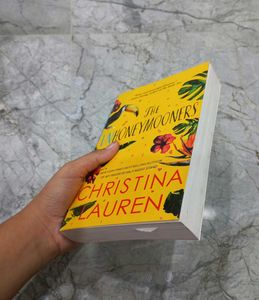 The Unhoneymooners by Christina Lauren
