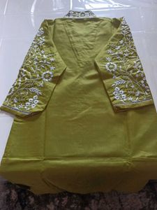 Chikankari Style Embroidered Kurta Set