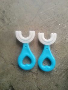 New Ushape Brush For Children