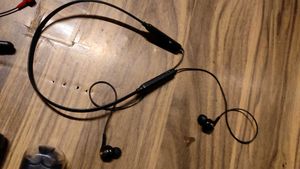 Mixed Lot of Headphones