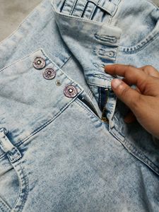 Ladies  High Waist..Jeans