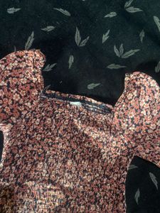 Floral Print Square Neck Top