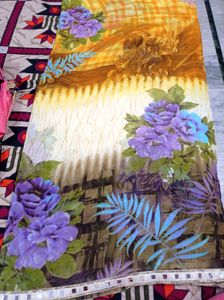 Elegant Brown &amp; Beige Floral Saree With Blooms