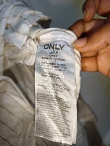 Striped Button-Down Shirt 36 to 38 inches