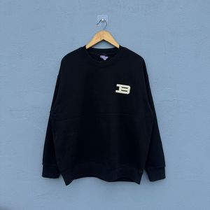 Black Sweatshirt