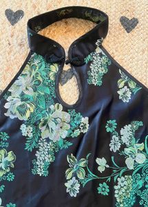 Silk Chinese-style halter top