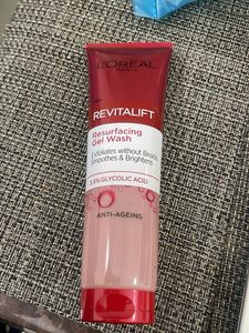 L'Oreal Revitalift Gel Wash