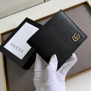Gucci Wallets - Amazing Offer