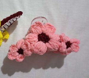 crochet claw nd bandana plus tulip