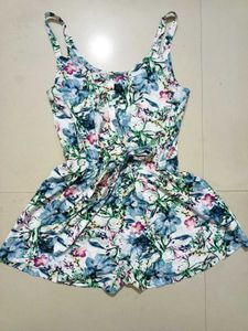 Catchy Floral Summer Romper New Condition