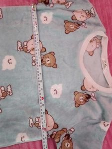 NEW WITHOUT TAG🌟😍... VELVET FINISH SWEATSHIRT 💝