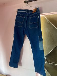 STRAIGHT FIT GANT BRAND JEANS .