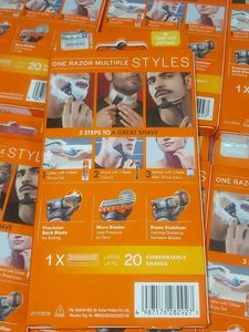 Sale - Gillette Fusion5 Razor COMBO