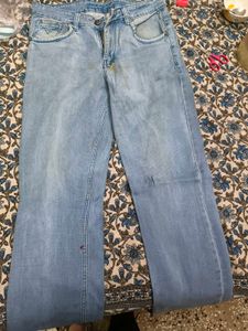 Blue Denim Jeans in 32 waist