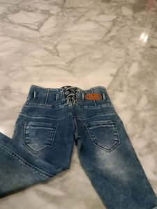 3 Quater Jeans