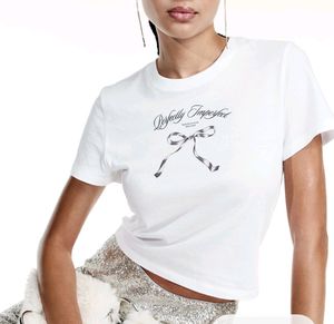H&amp;M Coquette Printed Cropped T-shirt