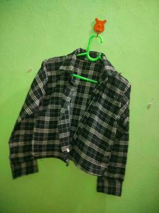 Women Crop Black Check Shirt