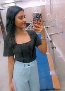 6Crop Top