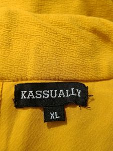 Mustard Yellow Top (Women)