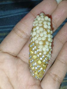 Beautiful Women Broach Stone Worked