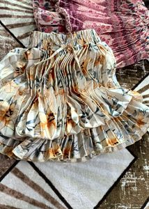 Floral Pleated Mini Skirt Set of 2