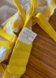 Set Lenjerie Yellow Doll