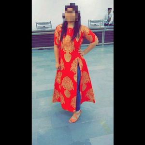 Red Cut Slit Kurta With Golden Lehnga