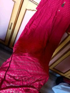 Avaasa Kurta