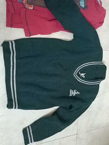 T-shirt &amp; sweater Combo For Boys 4-5 Years