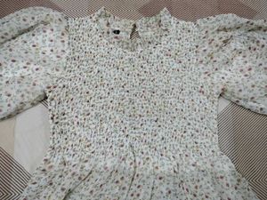 Floral Puff Sleeve Top