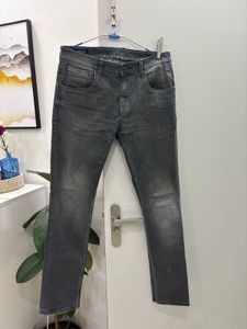 Men’s Gray Denim Jeans