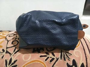 Vintage Leather toiletry travel bag