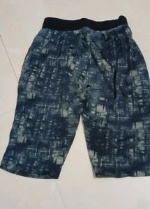 It&#39;s Boys Capri