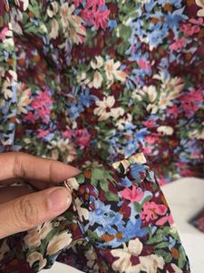 ZARA Floral Print Top | Size : Small