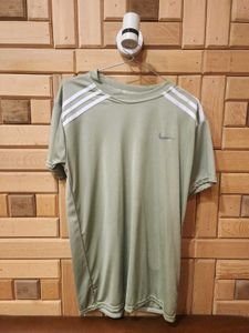 Nike T-Shirt Copy