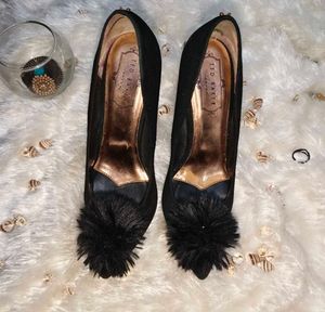 🎊🥳Buy One Get 1 Free🥳Ted Baker Chic Black Heels