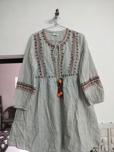 Newiee Kurta