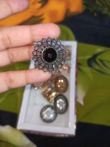 Beautiful traditional 💍 adjustable