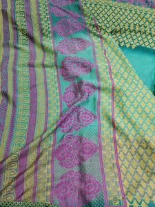 Pattern Paisley Saree