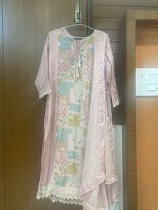 Elegant Kurta And Dupatta Set