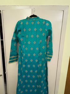 Elegant blue green suit