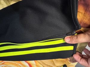 Original Adidas Trackpant M Size