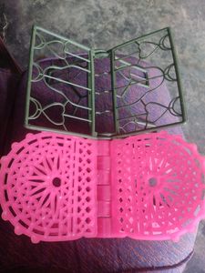 Book Stand Rehel