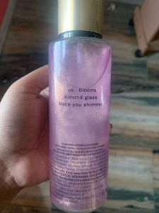 Victoria&#39;s Secret Velvet Petals