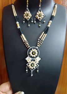 Wooden Beads Necklace