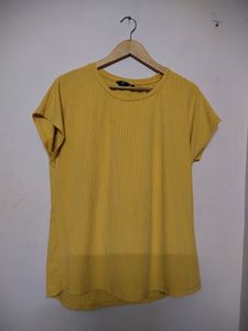 Yellow Tshirt