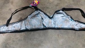 Women Full Coverage Non Padded Bra Not Used