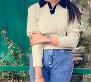 Cute Collared Top